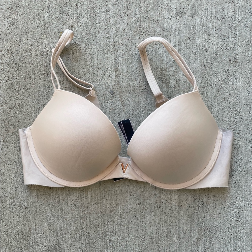 Victoria’s Secret Sexy Illusions Bra 32C